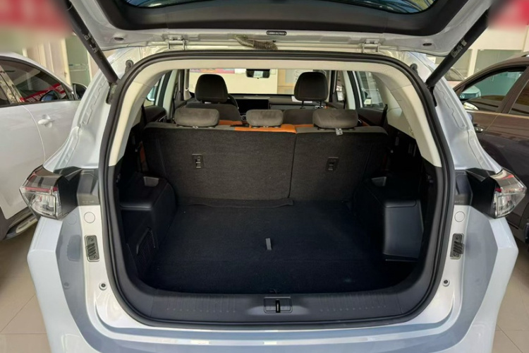 捷途山海L7 2024款 1.5T 120km  ULTRA 5座车身外观6008