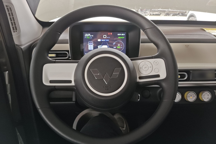 五菱汽车 宏光MINIEV 2024款 第三代 215km 青春版中控内饰13