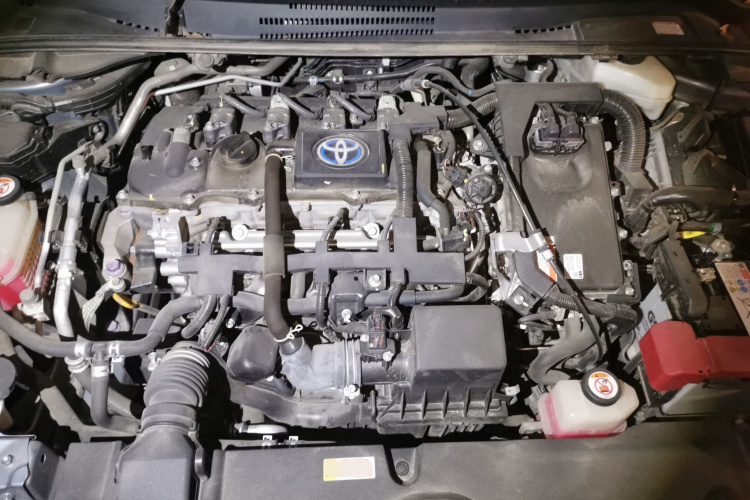 丰田 卡罗拉 2021款 双擎 1.8L E-CVT精英版局部细节24