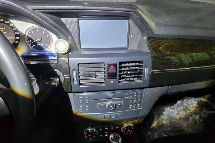 奔驰GLK级(进口) 2011款 GLK 300 4MATIC 动感型局部细节16