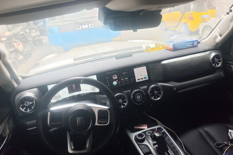 坦克300 2023款 2.0T 铁骑02中控内饰12