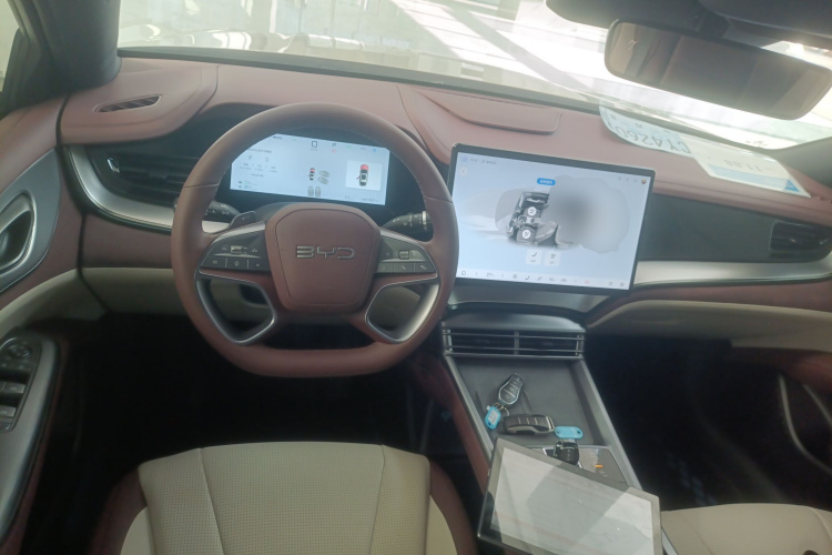 比亚迪 海豹07 DM-i 2025款 智驾版 DM-i 1.5L 125km 豪华型中控内饰13