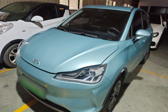 哪吒汽车 哪吒V 2022款 潮 400 Lite