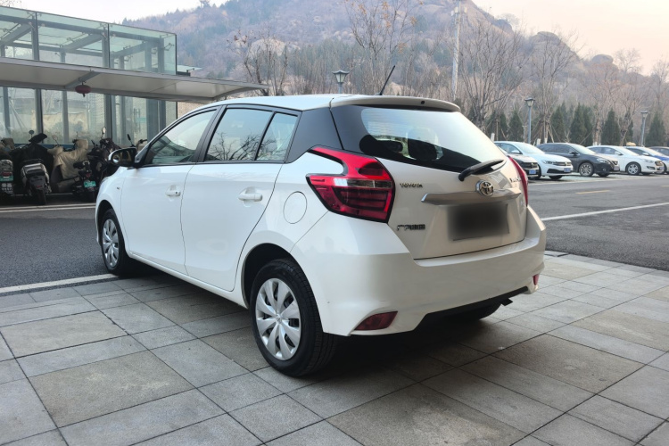 丰田 YARiS L 致炫 2019款 1.5E CVT魅动版 国VI车身外观6008