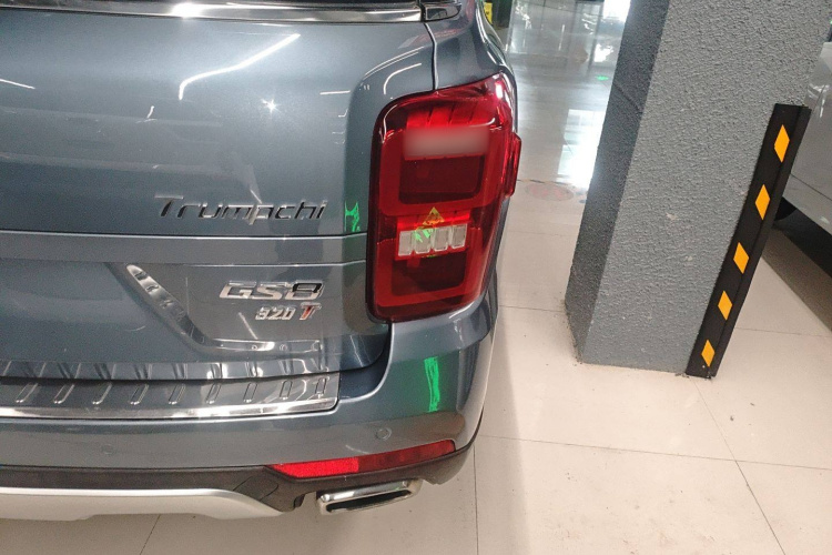 广汽传祺 传祺GS8 2017款 320T 两驱豪华智联版（七座）车身外观6006