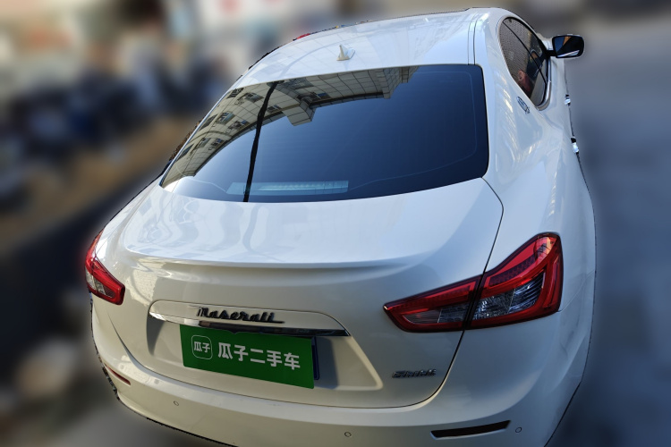 玛莎拉蒂 Ghibli 2014款 3.0T 标准版车身外观6