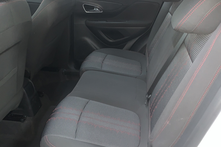 别克 昂科拉 2015款 1.4T 自动两驱都市精英型中控内饰7001