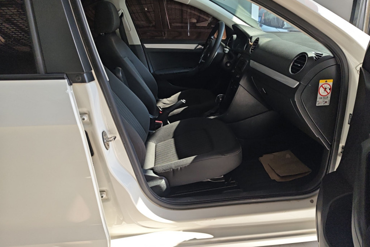 大众 捷达 2015款 1.6L 自动舒适型局部细节41