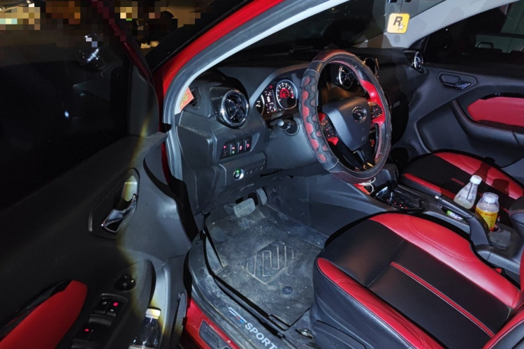 东南DX3 2016款 1.5T SRG CVT旗舰型中控内饰7003