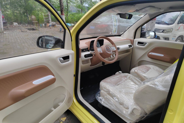 五菱汽车 宏光MINIEV 2024款 第三代 215km 青春版中控内饰7002