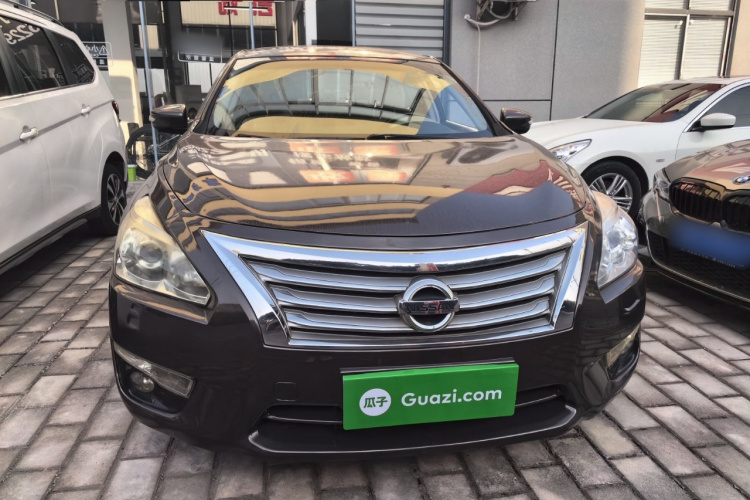 日产 天籁 2013款 2.0L XL舒适版车身外观2