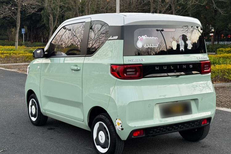五菱汽车 宏光MINIEV 2022款 悦享款 磷酸铁锂车身外观6006
