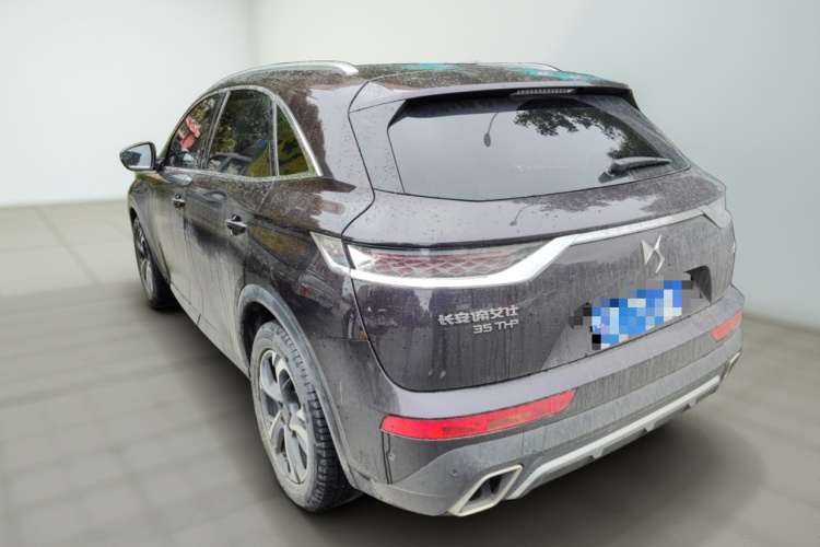 DS 7 2020款 35THP 蒙马特版车身外观5