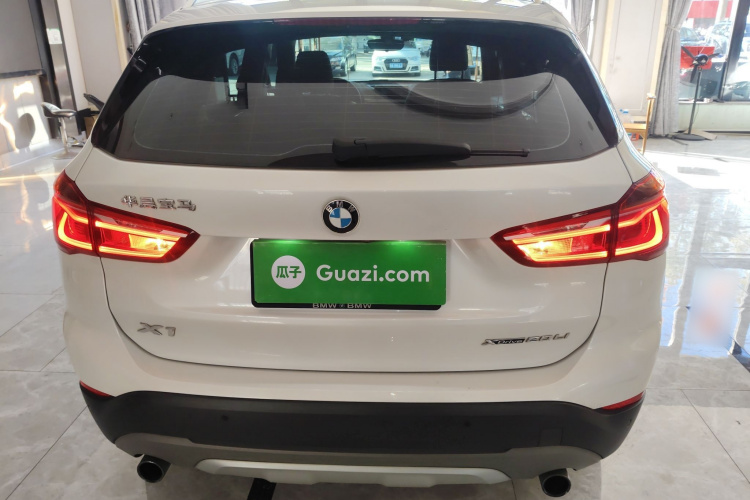 宝马X1 2019款 xDrive20Li 尊享型车身外观6004