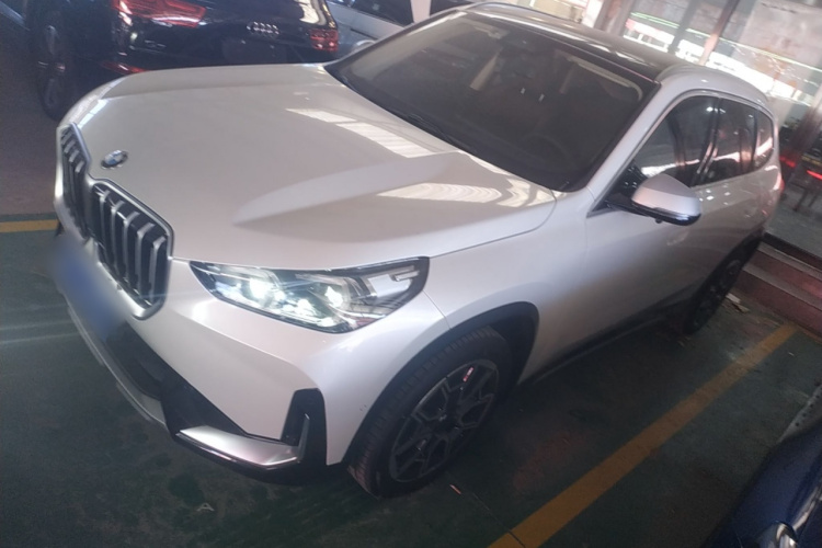 宝马X1 2023款 sDrive25Li X设计套装车身外观6003