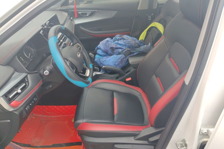 奇瑞 瑞虎5x 2022款 超级英雄版 1.5L 手动时尚型中控内饰19