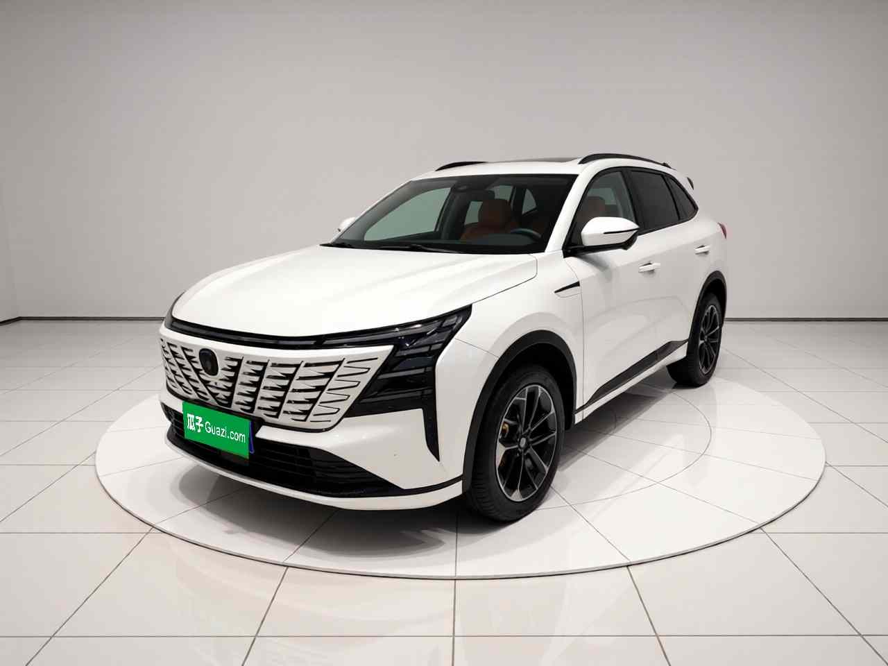 长安CS75 PLUS 2025款 第四代 1.5T 新蓝鲸 智慧尊享型(2)