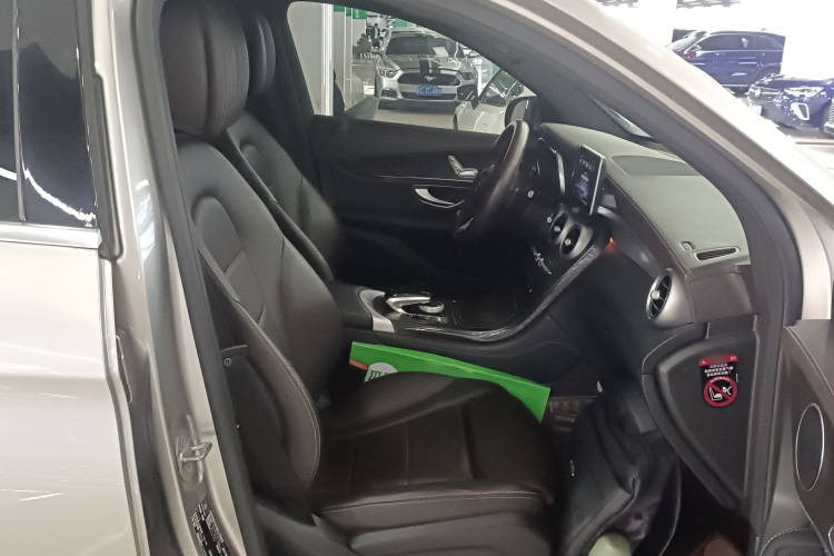 奔驰GLC 2019款 GLC 200 L 4MATIC局部细节41