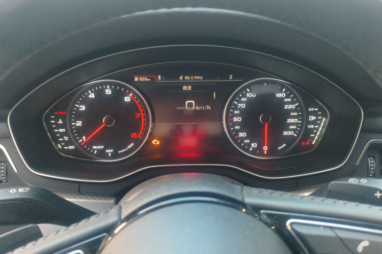 奥迪A4L 2017款 40 TFSI 时尚型局部细节14