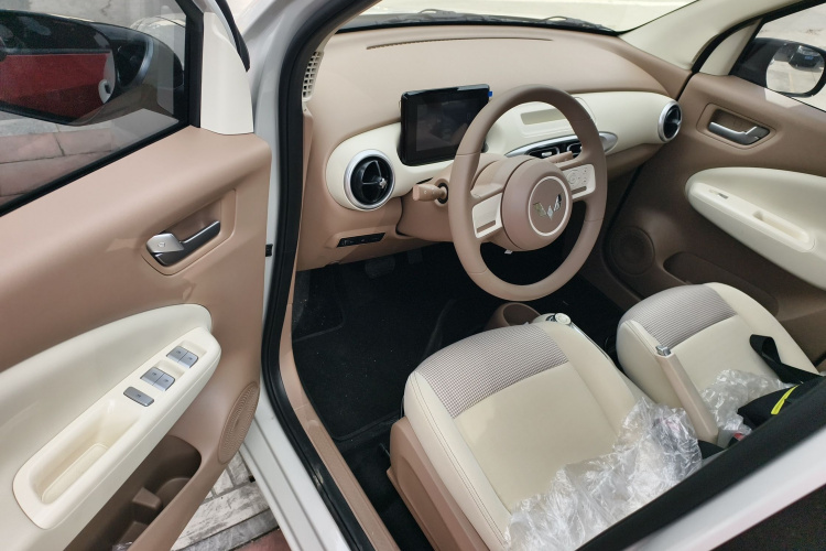 五菱汽车 宏光MINIEV 2025款 四门版 进阶款中控内饰20