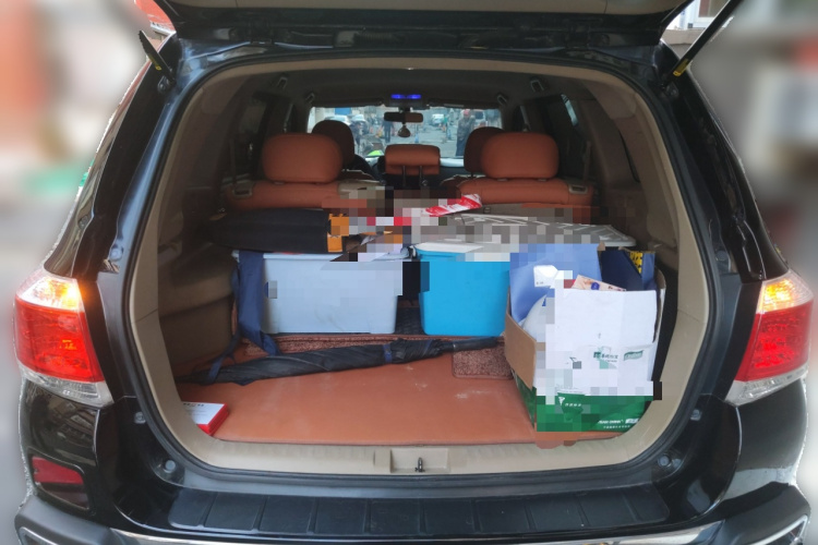 丰田 汉兰达 2013款  2.7L 两驱5座紫金版中控内饰23