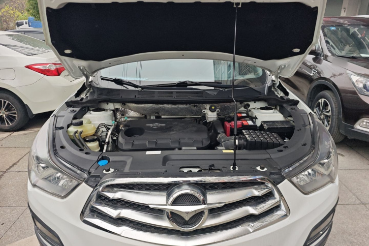 海马S5 2018款 1.6L 手动豪华型机舱底盘24