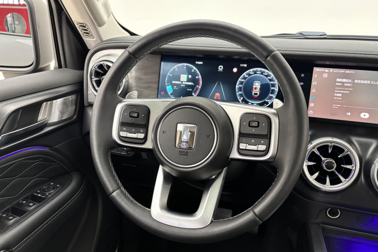 坦克300 2021款 越野版 2.0T 征服者局部细节13