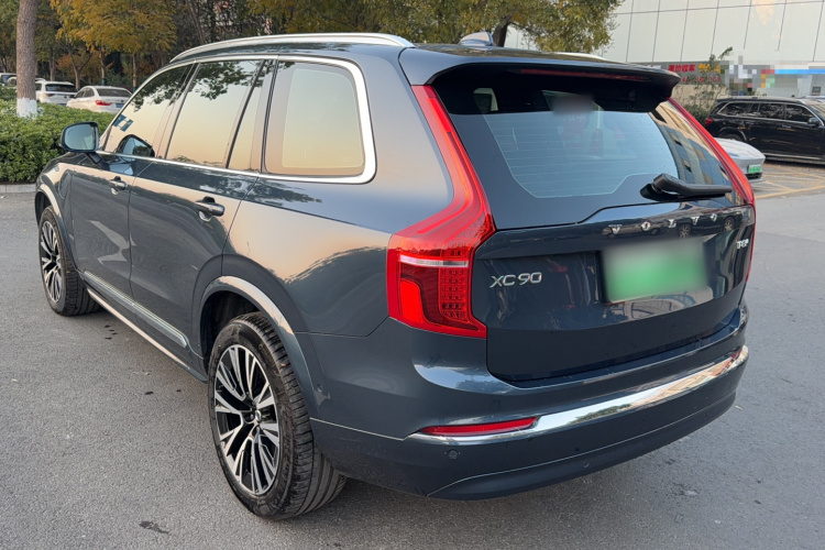 沃尔沃XC90新能源 2025款 T8 智尊豪华版 7座车身外观6006