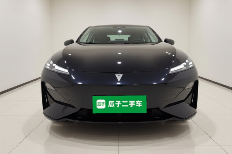 深蓝汽车 深蓝SL03 2023款 200Max增程版车身外观2