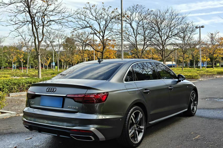 奥迪A4L 2020款 40 TFSI 豪华动感型车身外观6005