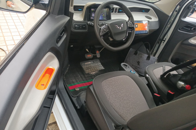 五菱汽车 宏光MINIEV 2020款 自在款 三元锂中控内饰20