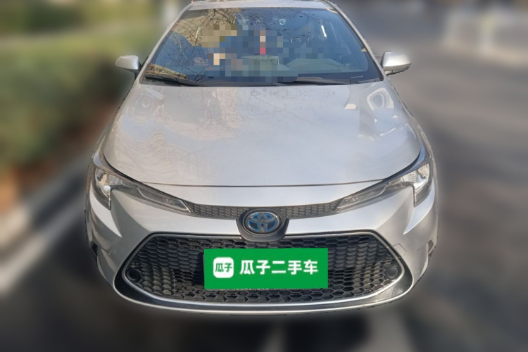 丰田 雷凌 2022款 双擎 1.8H E-CVT豪华版车身外观2