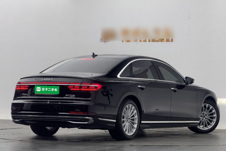 奥迪A8 2023款 A8L 45 TFSI quattro 豪华型车身外观7
