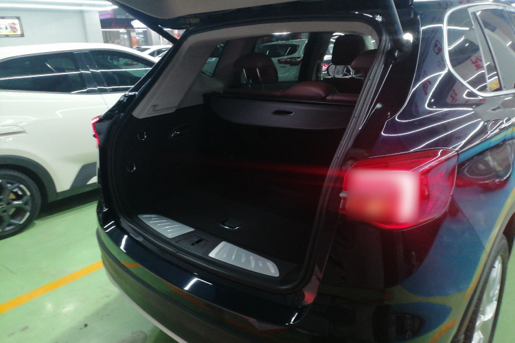 别克 昂科威 2020款 28T 四驱精英型机舱底盘23