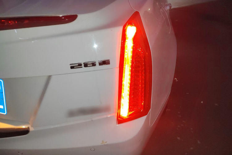 凯迪拉克ATS-L 2017款 28T 时尚型车身外观9