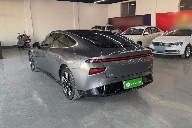 小鹏P7 2020款 670E车身外观6004