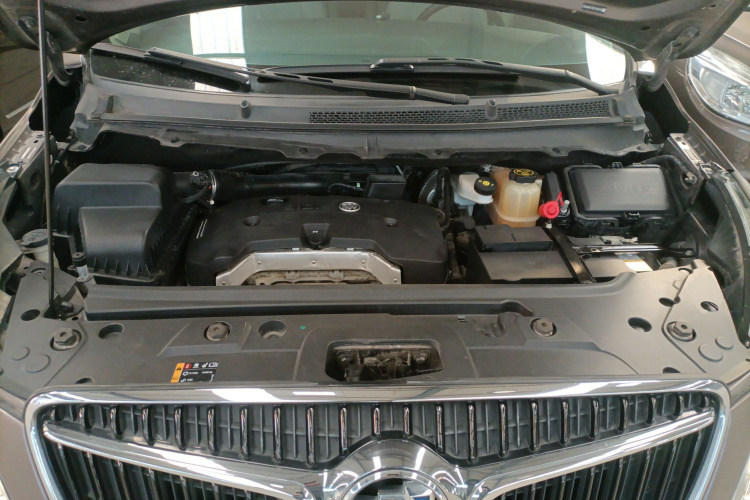 别克GL8 2017款 25S 豪华型 国V机舱底盘24