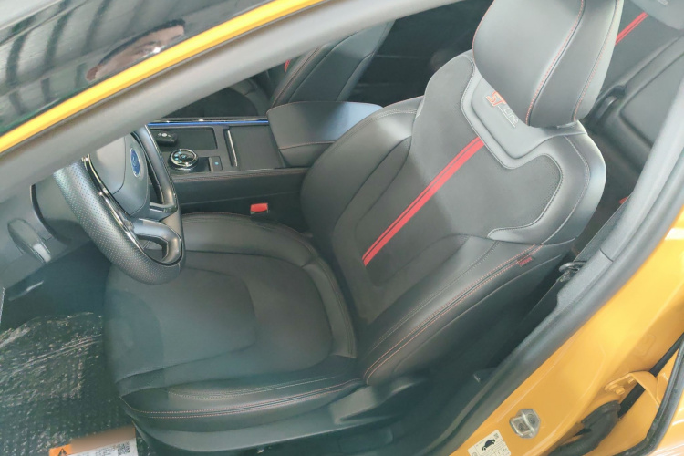 福特 蒙迪欧 2024款 2.0T E-混动运动版 ST-Line局部细节19