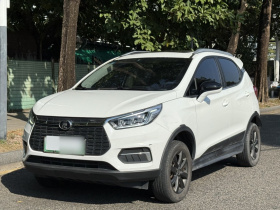 比亚迪 元新能源 2019款 EV360 智联悦享型