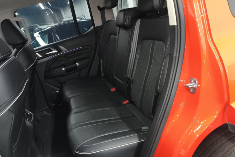 坦克300 2024款 2.0T 穿越者中控内饰7004