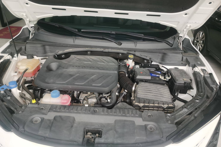 长安UNI-T 2020款 1.5T 尊贵型局部细节24