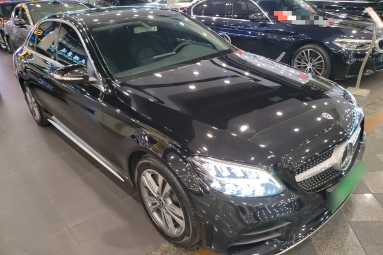 奔驰C级 2019款 C 180 L 时尚型运动版车身外观6002