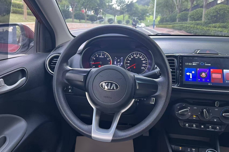 起亚 焕驰 2019款 1.4L 自动智享版Value 国VI中控内饰7002