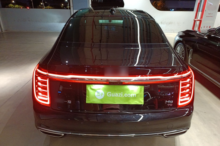 红旗H9 2022款 3.0T 智联旗领四座版车身外观6