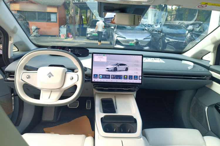 昊铂GT 2023款 710后驱超充版中控内饰12