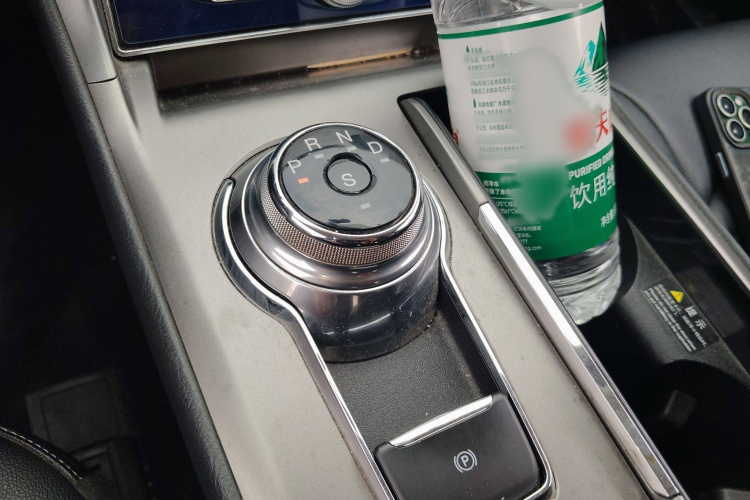 福特 蒙迪欧 2020款 EcoBoost 180 时尚型局部细节18