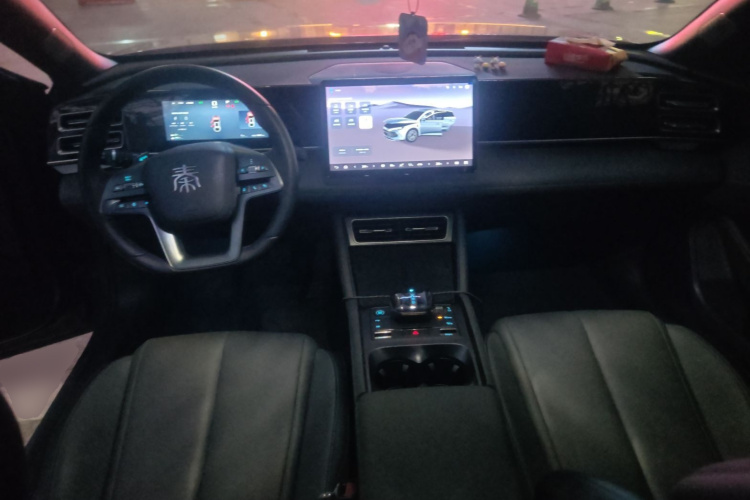 比亚迪 秦L 2025款 DM-i 智驾版 120KM领先型中控内饰7002