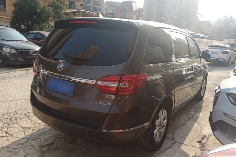 别克GL8 2014款 3.0L XT豪华商务旗舰版车身外观7