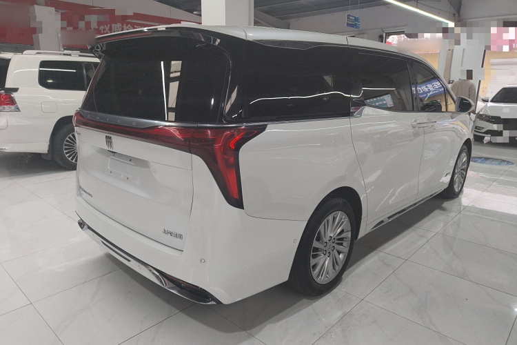 别克 世纪 2023款 2.0T 六座蕴世版车身外观7