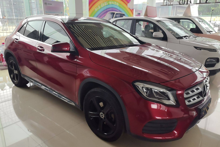 奔驰GLA 2019款 GLA 200 时尚型车身外观6002